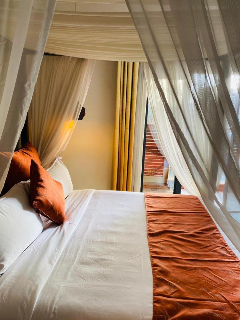 Boun'S Hotel Yaounde Exterior photo